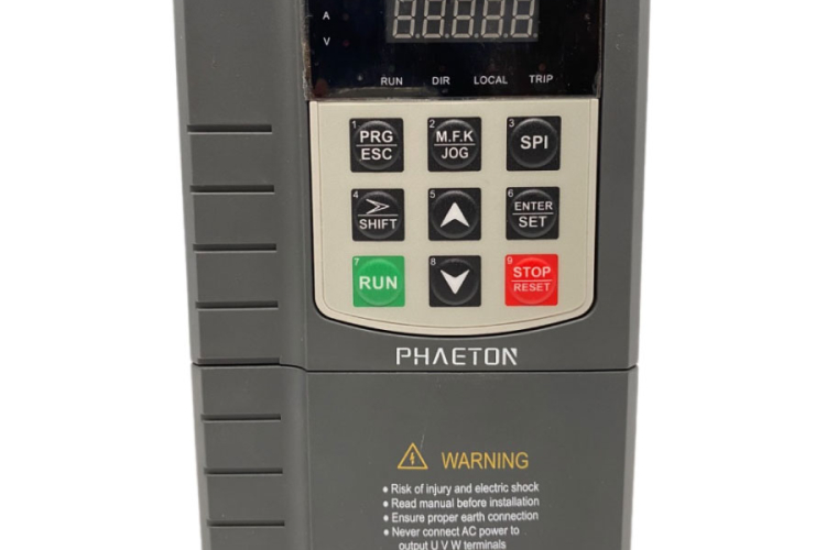 Biến tần bơm năng lượng mặt trời 3 pha 4kW Phaeton