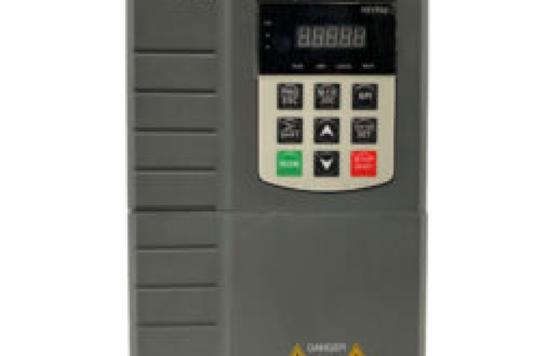 Biến tần bơm năng lượng mặt trời 3 pha 7.5kW Phaeton